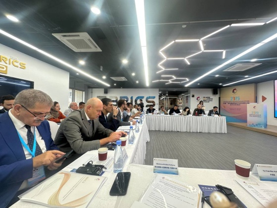 Исследования в области "мозг-компьютер" Россия — Китай